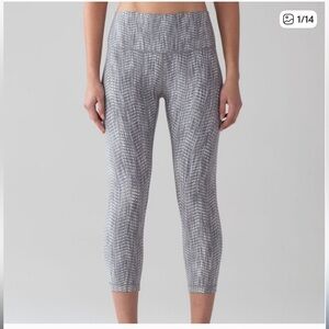 Lululemon Wunder Under Hi-Rise Crop Luon Arrow Jacquard Battleship Silver Spoon